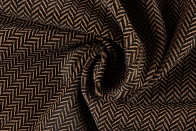 Babycalf stampato motivo a spiga naturale nero serigrafia